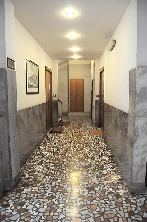 Maison d'hôtes Hôtel La Casa Di Peppe 2 à Rome